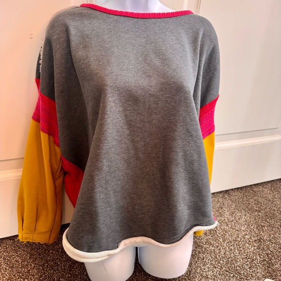 Natural Life knit trim sweatshirt - Picture 2 of 7